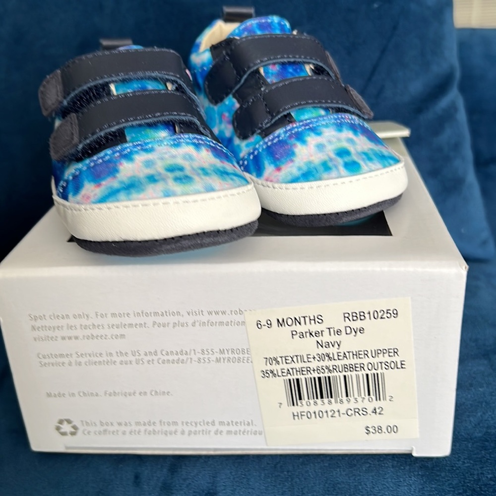 Robeez First Kicks - Picture 2 of 6